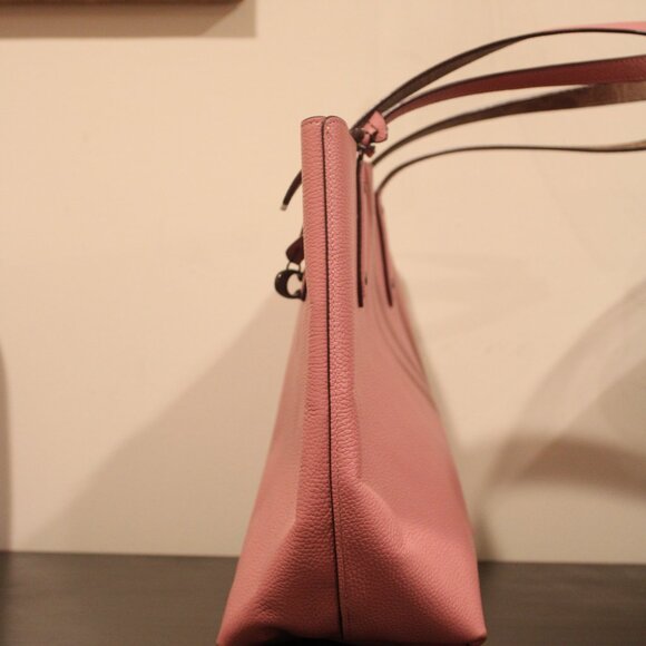 Coach Central Tote With Signature Canvas Blocking - Picture 3 of 6